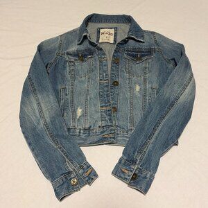 Mudd Women's Distressed Denim Jacket Size Small in Excellent Condition